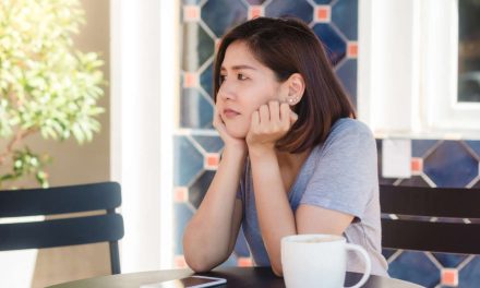 Je pense à lui constamment : comment gérer cette inquiétude sans se perdre